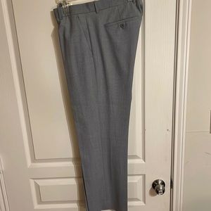 Theory size 33x32 gray wool dress pants